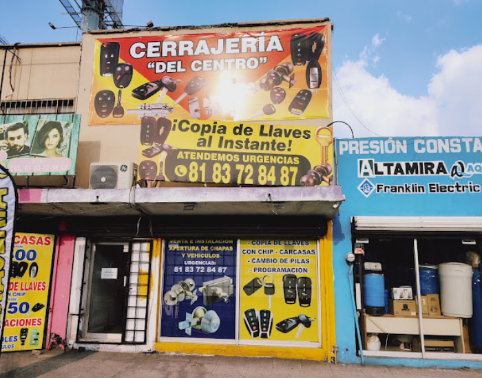 Equipo de Cerrajería JAMA